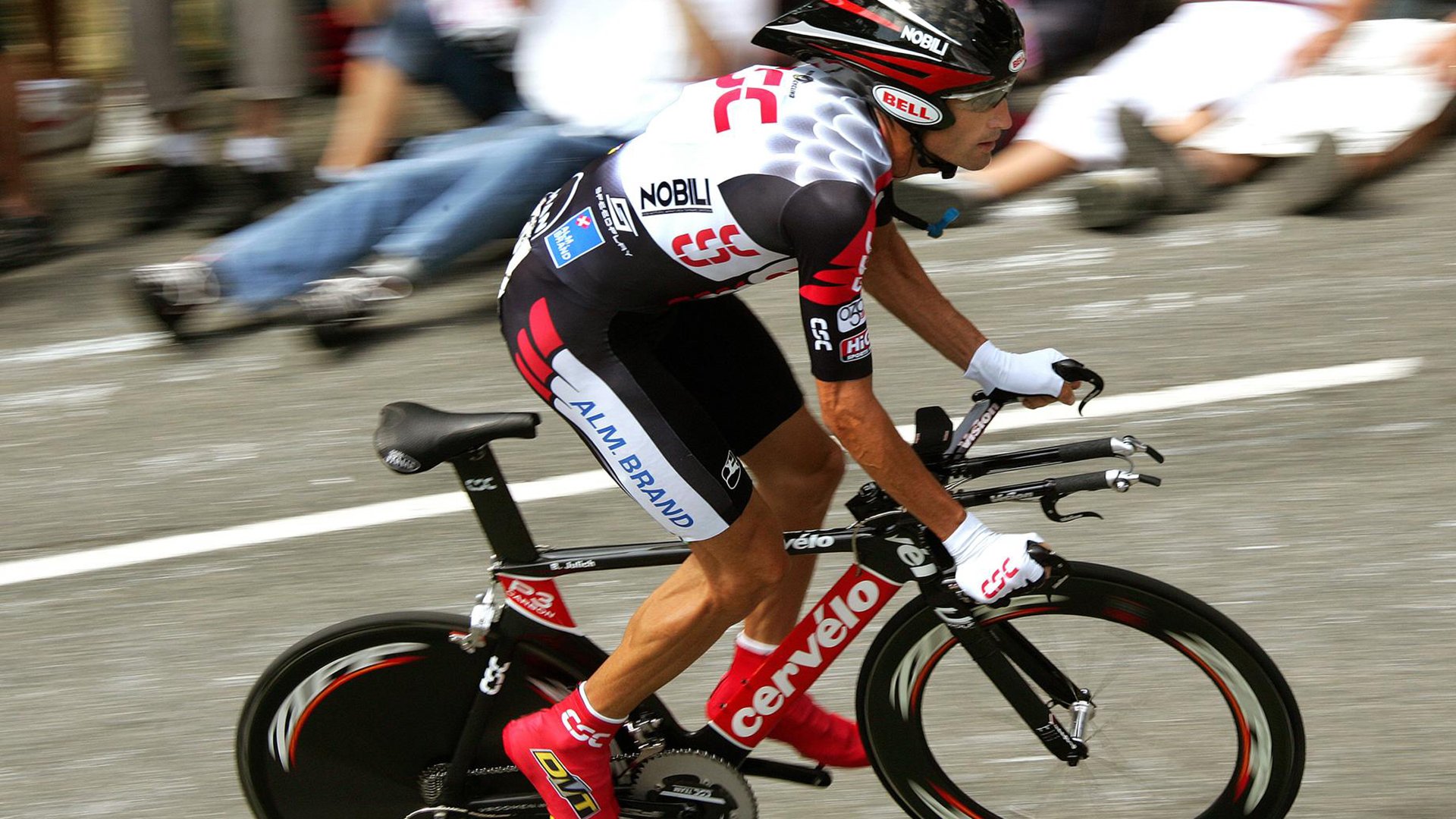 世界杯：球员经纪人公司借赛事放出高光集锦 助推转会谈判